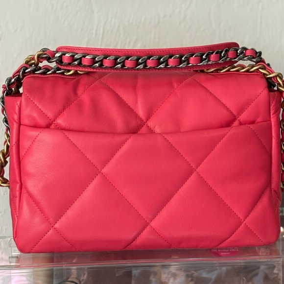 AUTHENTIC CHANEL 19, Large - Dark Rose - Picture 8 of 17